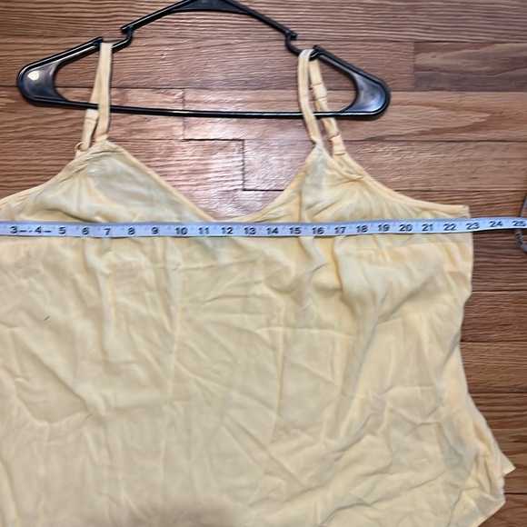 Torrid. Size 1. Camisole. Flowy fit. Yellow. - Picture 5 of 6